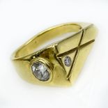 Men's Vintage Diamond and 14 Karat Yellow Gold Pinkie Ring. Unsigned. Good condition. Ring size 7-