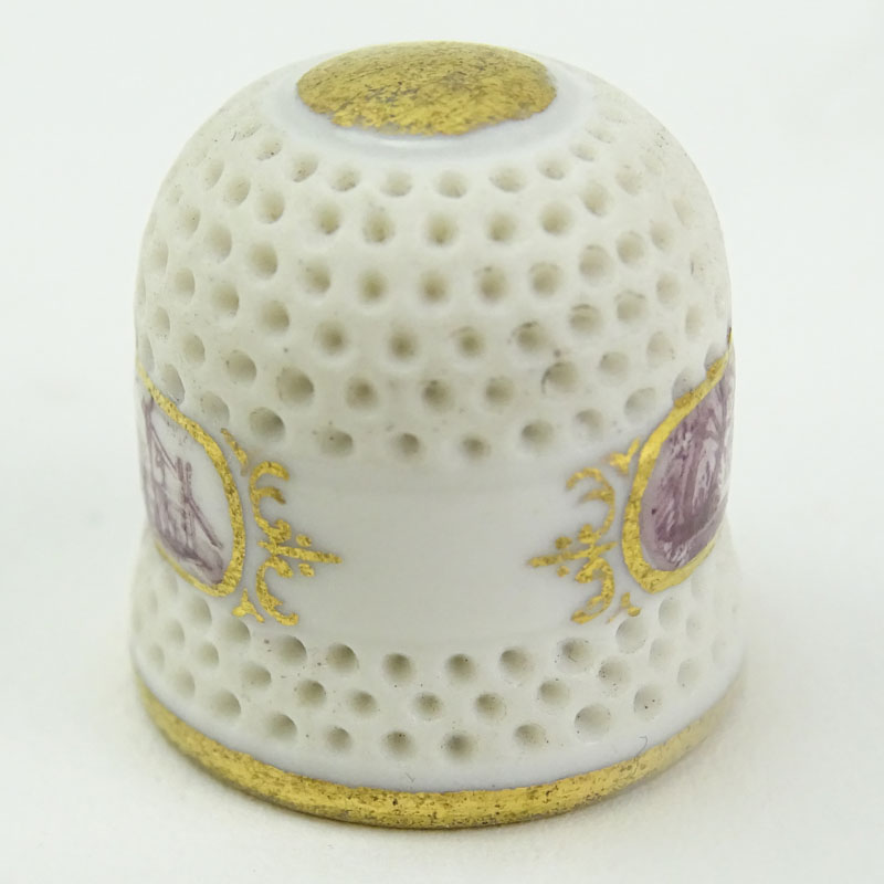 Mid 18th Century Meissen Porcelain Thimble. The upper and lower part with indentations, the middle - Image 3 of 5