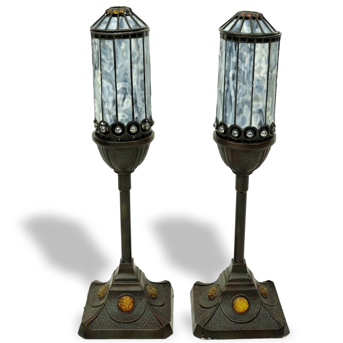 Pair Of Quoizel Inc Lamps With Leaded Glass Shades - Image 2 of 4