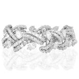 Fine 30.0ct Diamond and 18K Gold Bracelet