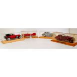 4 various loose 1/24 scale Franklin Mint and Danbury Mint diecast vehicles to include 1959 Cadillac