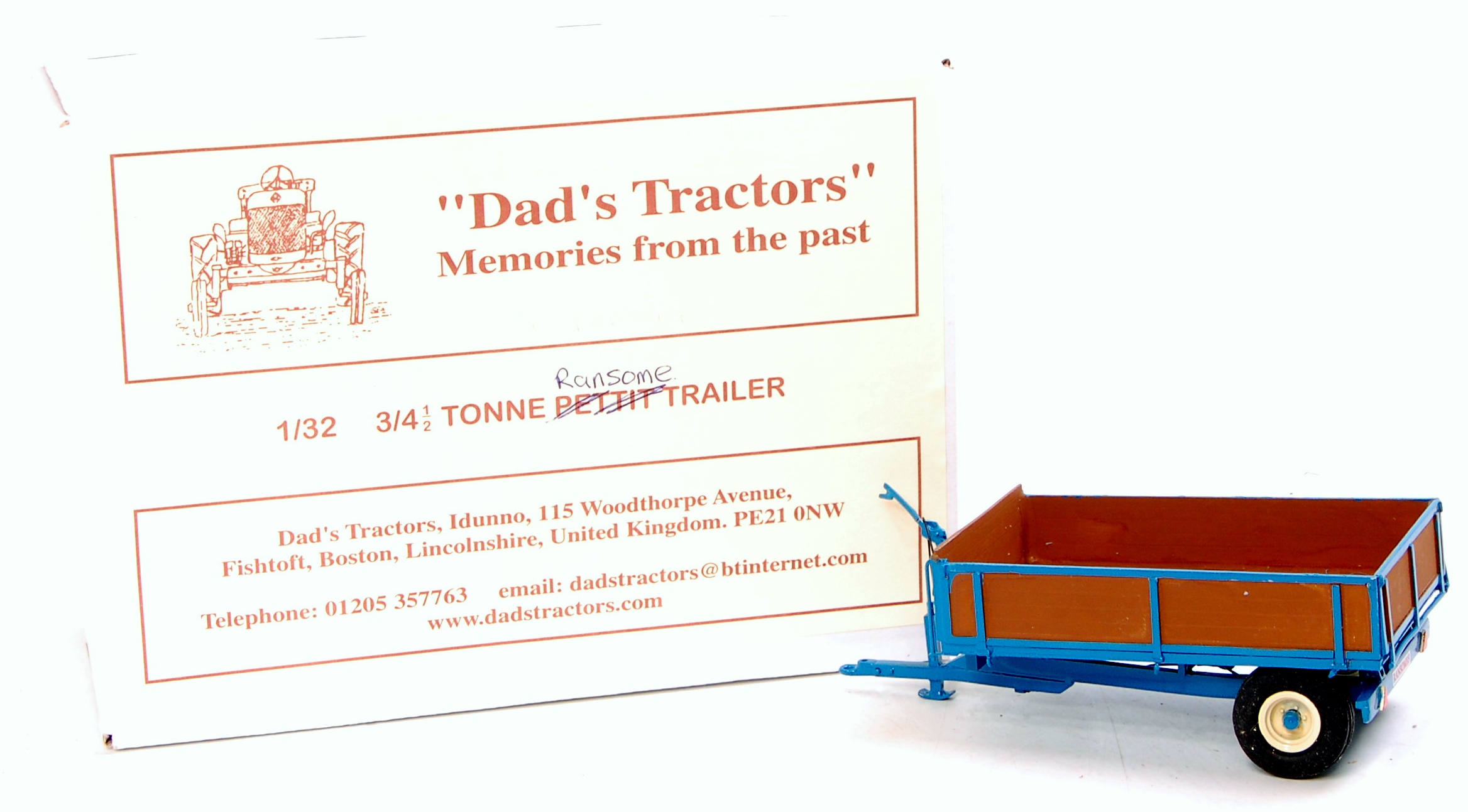 Dads Tractors, 1/32nd scale white metal and resin model of a Ransomes 3 Tonne Trailer,