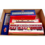 A Hornby R4229 Pines Express coach pack, containing 3 BR maroon Mk1 coaches,