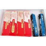 A Triang-Hornby R555 blue Pullman 2-car DMU set, with power and dummy power cars.