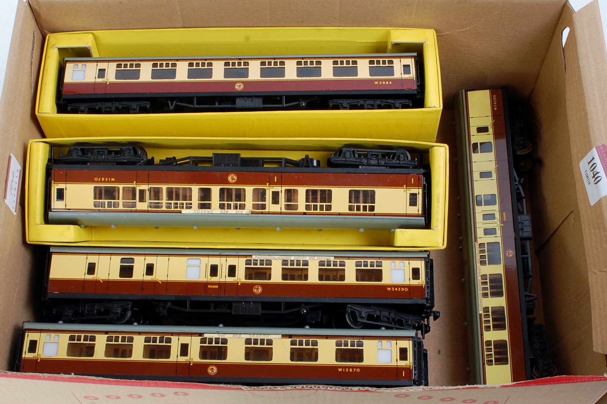 Ten H-Dublo super detail BR(W) coaches Brown/Cream, 1 x 4061 All 1st.