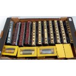 Eleven Trix BRMK1 plastic coaches, 7 choc/cream,