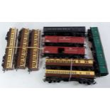 Nine Triang or Triang Hornby Items; 3 x GW Clerestory coaches; 2 x GW Clerestory brake coaches;