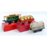 Hornby 1937-41 barrel wagon on red coach,