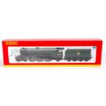 Hornby Railways R2617 BR 4-6-2 Class A3 Locomotive 60067 "Ladas",