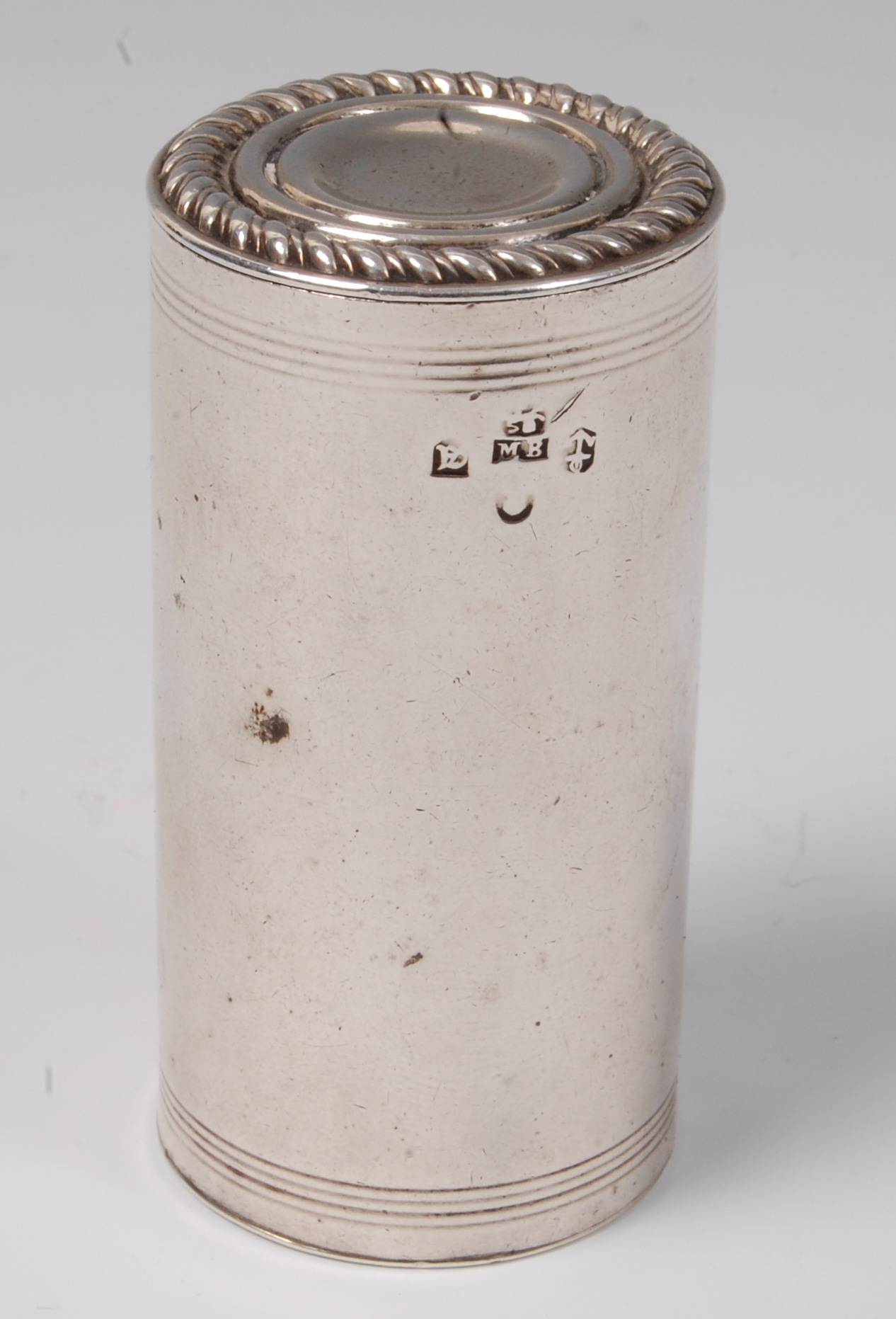 A George IV silver two-piece nutmeg grater, of plain cylindrical form,