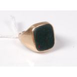 A gentleman's 9ct bloodstone ring, the squared bloodstone approx. 11.9 x 13.