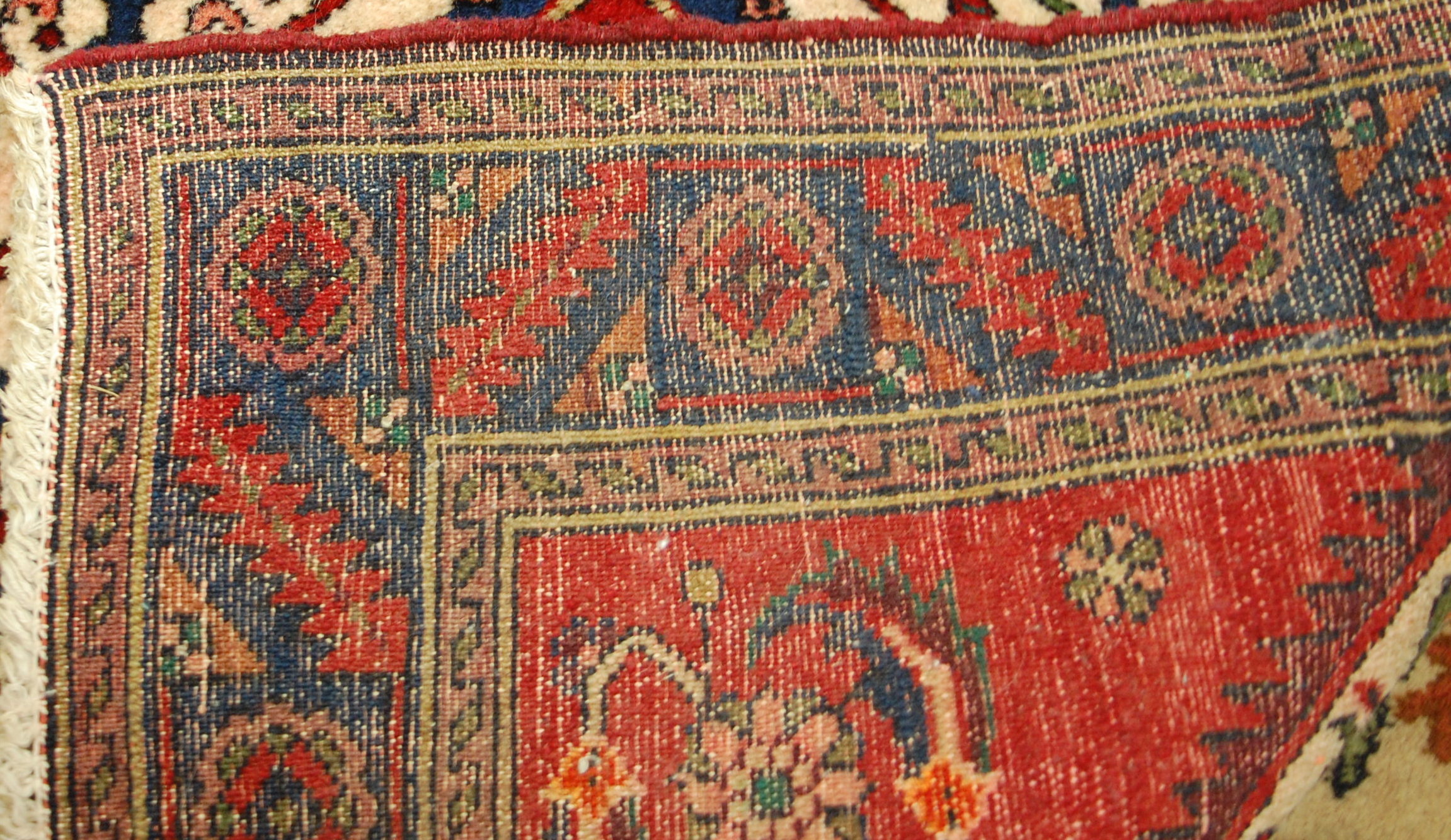 A Persian woollen Brojerd runner, - Bild 2 aus 2