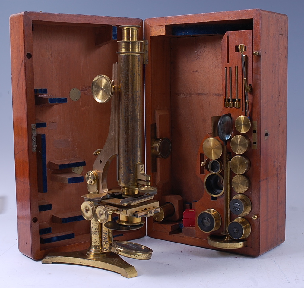 Alfred Swaine Taylor's microscope,