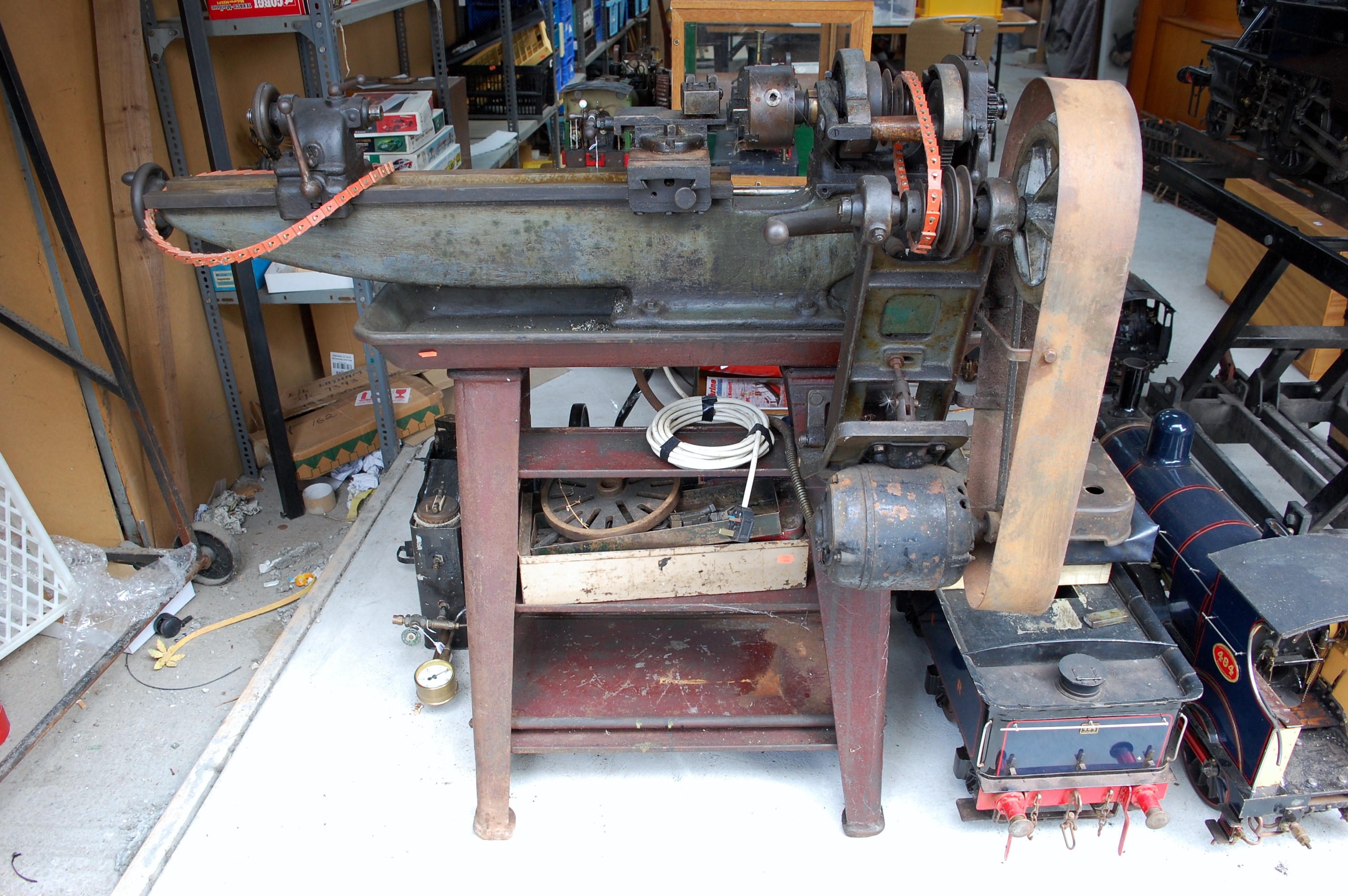 Myford Reg No 53975 circa 1940's workshop lathe with 3-4 chuck fitted,