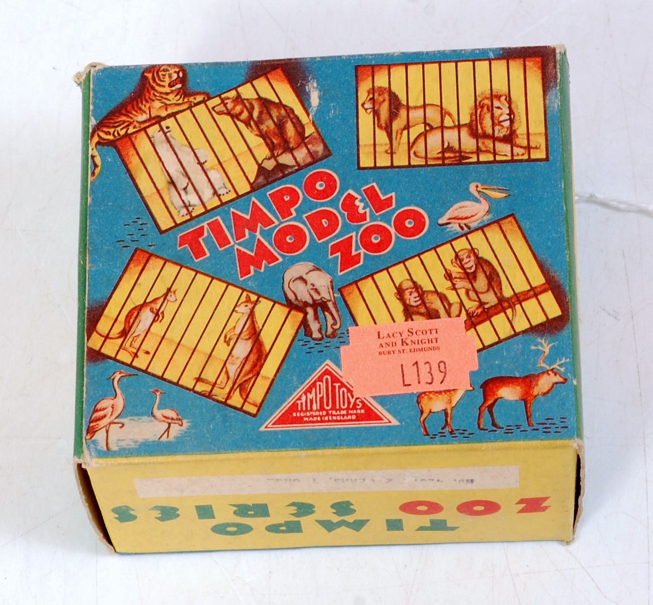 A Timpo Zoo Series boxed polar bear and bear enclosure comprising of a quantity of green fencing,