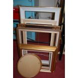 Assorted principally modern picture frames (8)