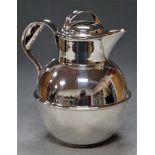 A George V silver bachelors hot water pot, 5oz, h.11cm