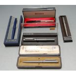 A boxed Parker 25 stainless steel pen & pencil together with four other boxed Parker pens (5)