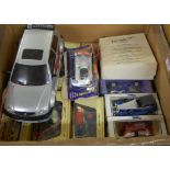 One box containing a quantity of mixed boxed and loose modern release diecast together with a