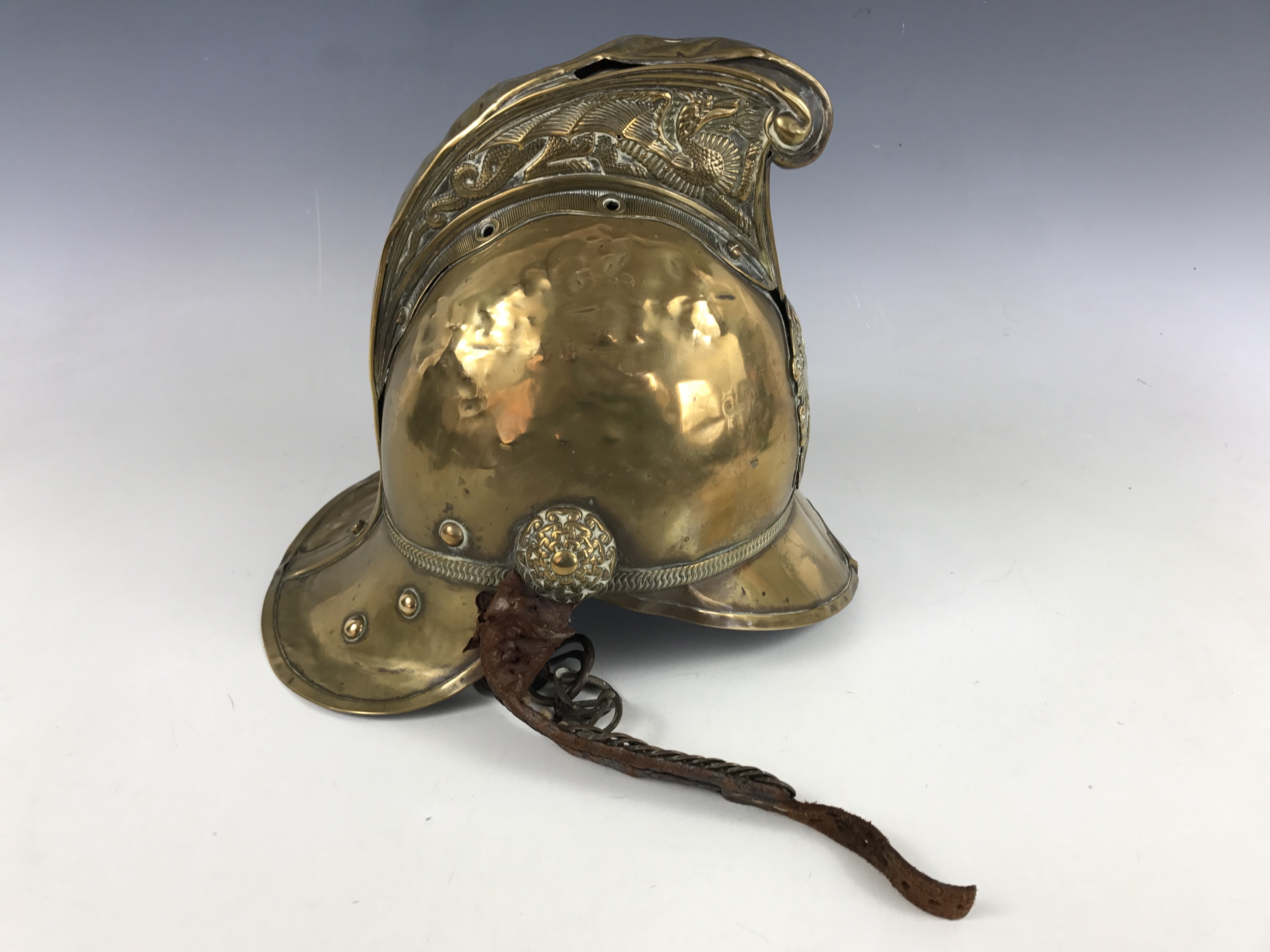 A late 19th / early 20th Century Merryweather pattern fireman other ranks' brass helmet, - Image 4 of 5