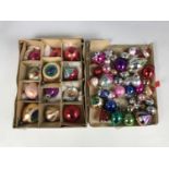 A quantity of vintage Christmas bauble decorations