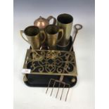 Sundry copper and brass ware including a trench art shell case vase, a copper toasting fork and a