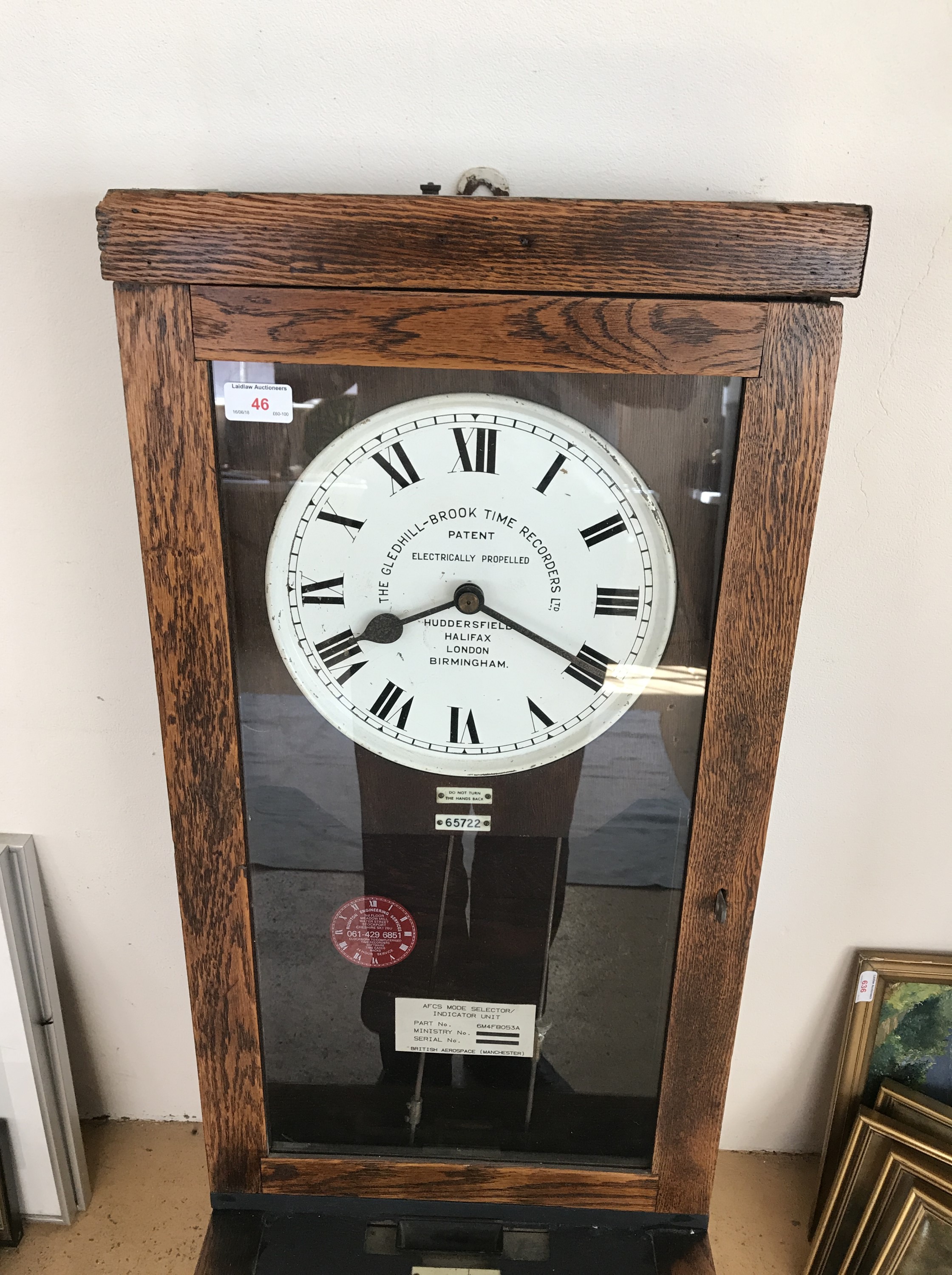 An early 20th Century Gledhill Brook time recorder / clocking-in clock - Image 2 of 2