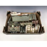 [Model Railway] A quantity of model railway buildings