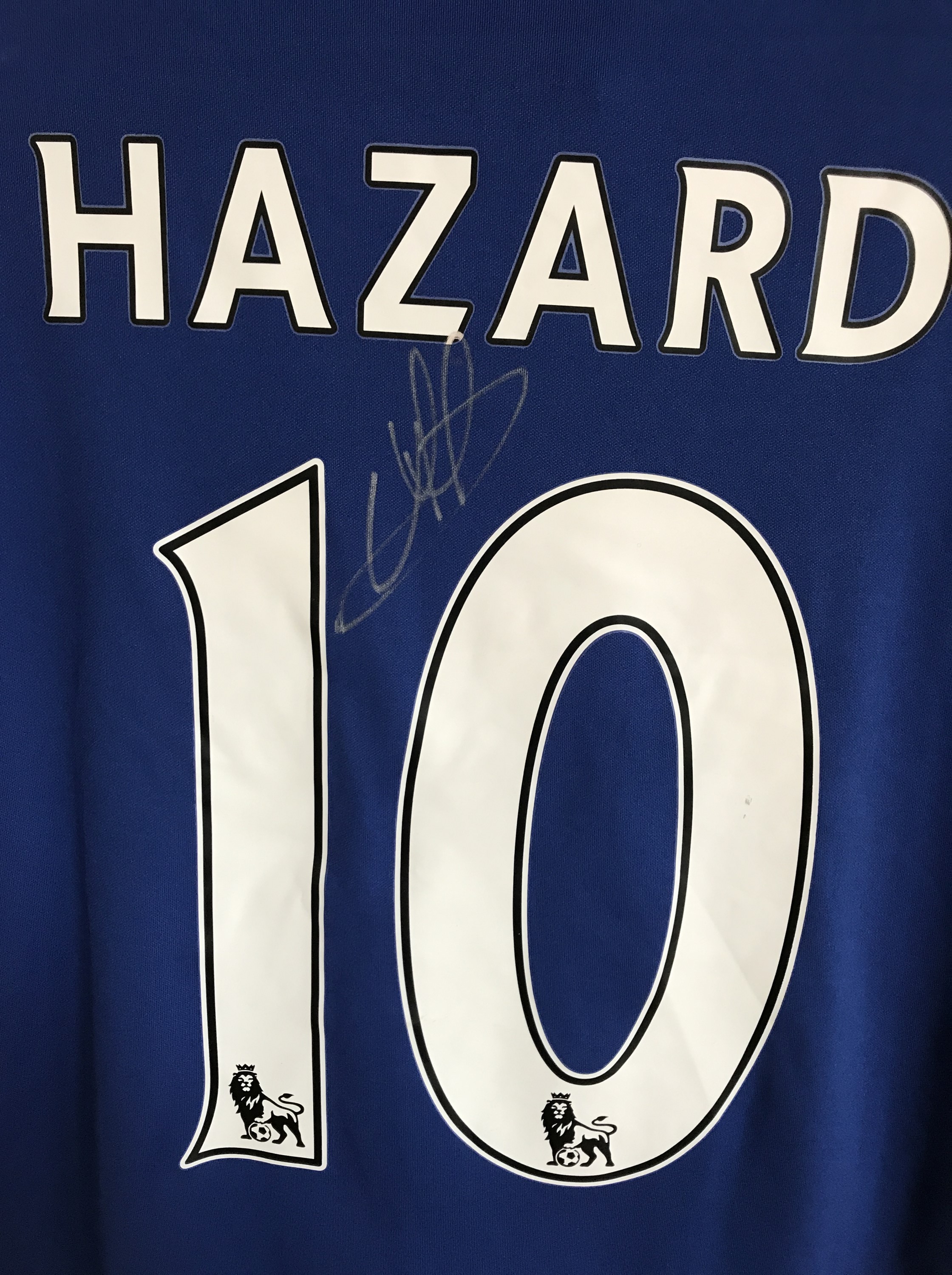 [Autographs] A Chelsea No. 10 football shirt signed by Eden Hazard - Bild 3 aus 3