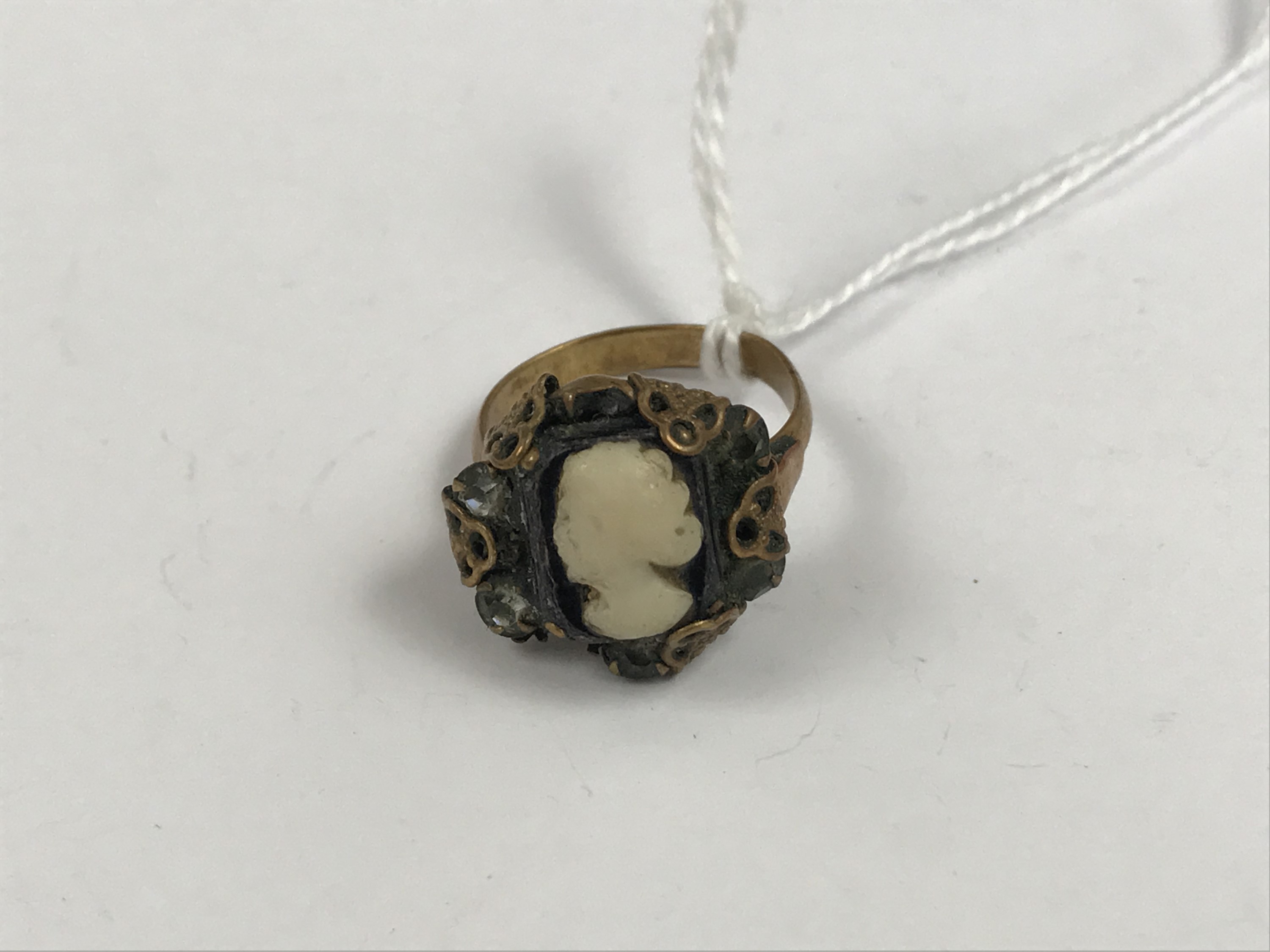 A 19th Century Grand Tour classical cameo ring