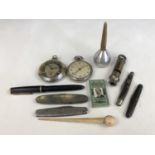 Collectors' items including four vintage pen knives, a Railway Timekeeper shock-proof pocket