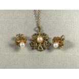 A mid 20th Century demi parure comprising pearl-set 9ct gold pendant necklace and stud earrings, 3.3