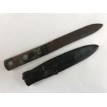 A Victorian Green River knife