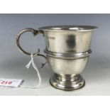 An early 20th Century silver christening cup, 112g