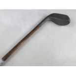 A Standard Golf Co of Sunderland Braid-Mills Upright Lie putter, early 20th Century