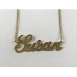 A 9ct gold 'Susan' name pendant on chain, 2.9g