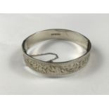 A heavy silver bangle, 31.9g