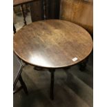 A Victorian oak snap-top tripod table, 73 cm diameter