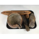 Sundry treen including a Waddington of Bradford shuttle and a rustic / ethnic wooden bowl