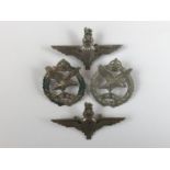 A quantity of Army Air Corps cap badges