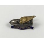 A Great War "Speed Up Munitions" brooch