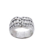 White gold and diamonds ring