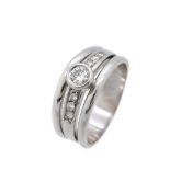 White gold and diamonds ring