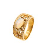 Portuguese gold 19K, opal and diamonds ring