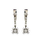 White gold and diamonds earrings