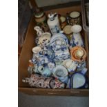 Quantity of souvenir Delft ware, pottery beer stein,