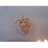 15ct Gold seed pearl set heart shaped pendant