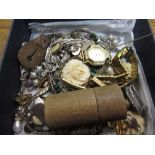 Box containing a quantity of miscellaneous costume jewellery including: silver thimble,