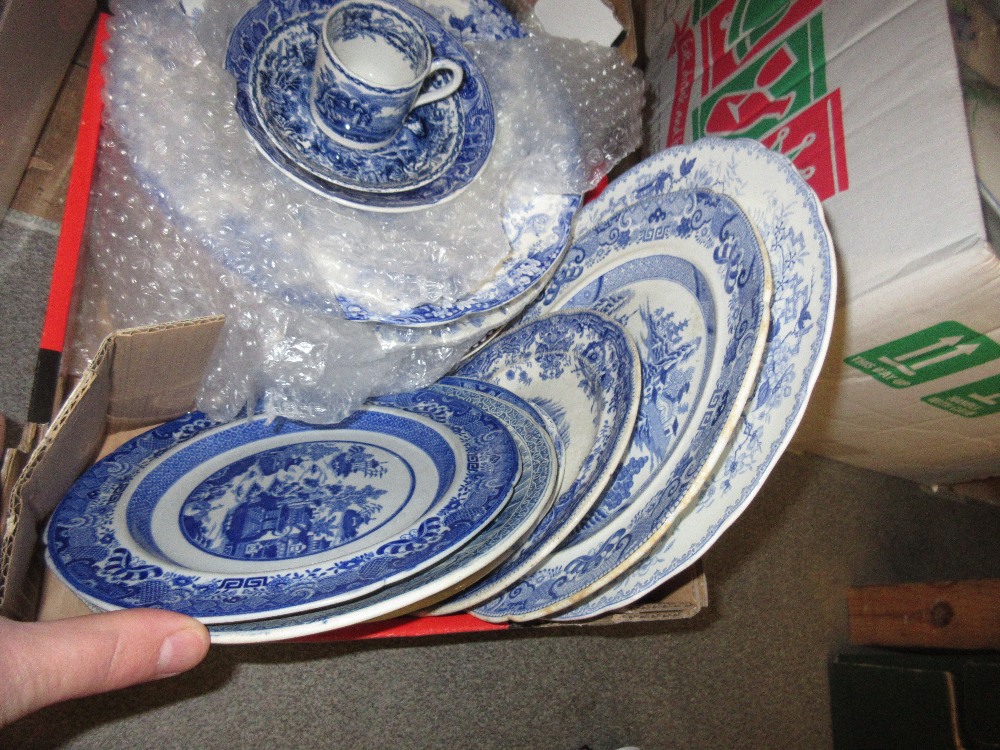 Small collection of 19th Century blue and white porcelain of various dishes and plates including - Image 5 of 6