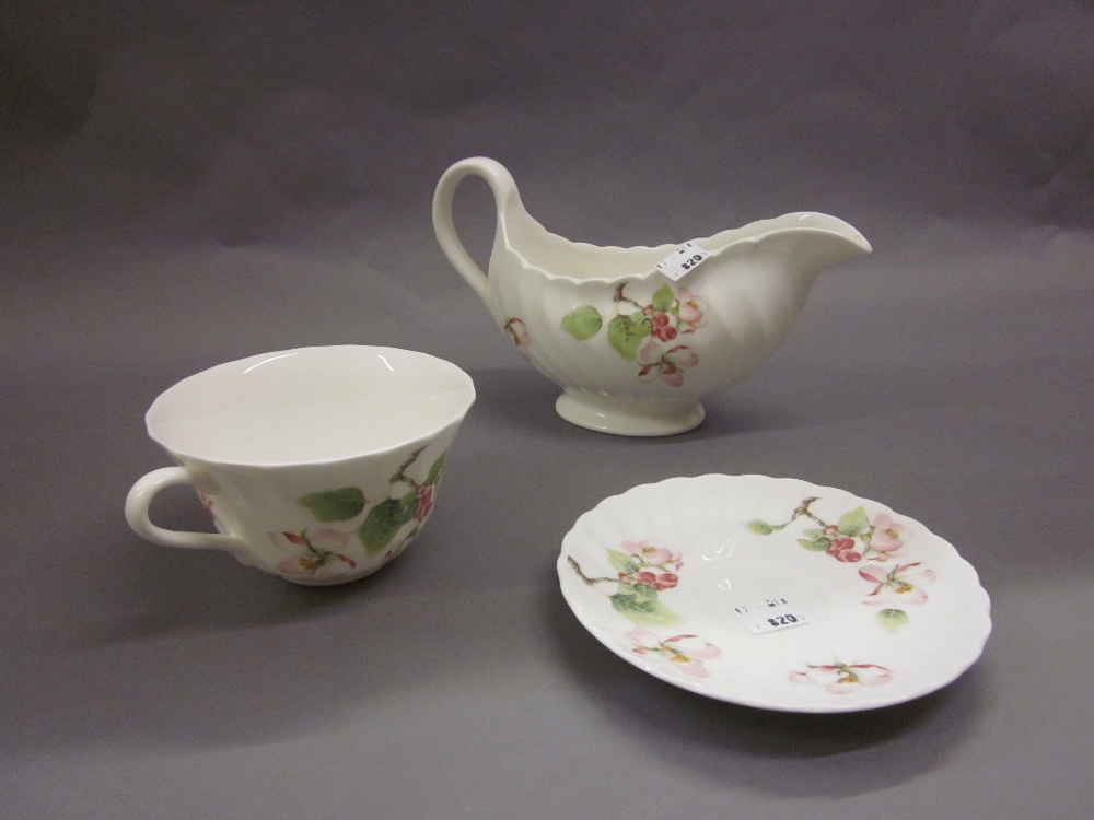 Wedgwood Apple Blossom dinner, tea and coffee service, comprising: three tureens, two meat dishes, - Image 2 of 2